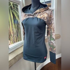 Under Armour ColdGear Realtree Camo Infrared Scent Control Hoodie Women's Size S